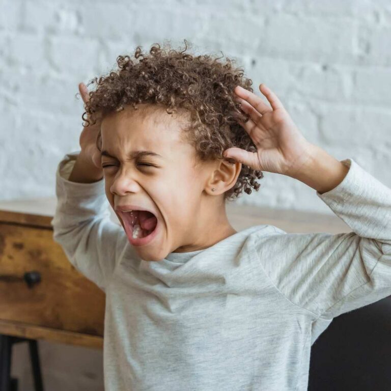 Crying Visual Asd Signs of Autism at Age 3: What Parents Should Watch For